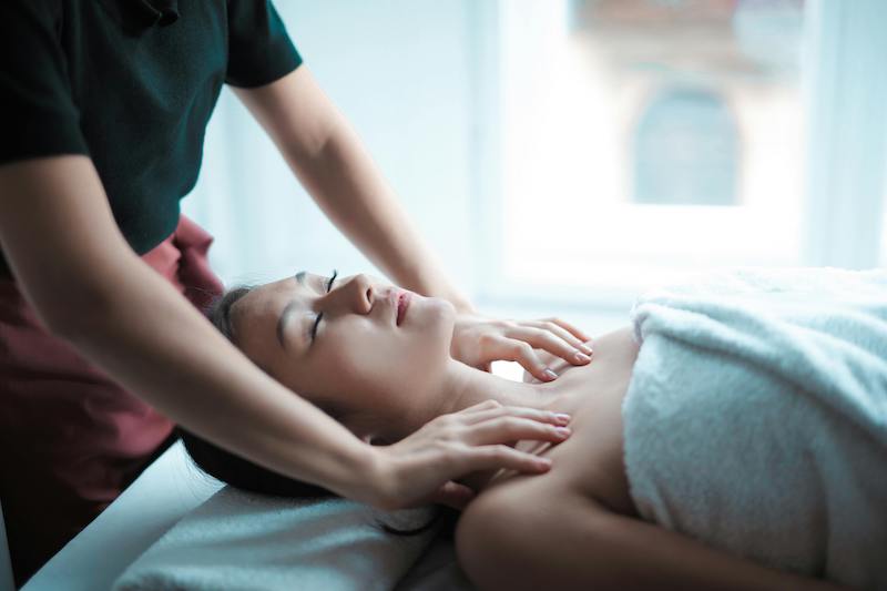 Does Lymphatic Drainage Massage Work? What to Expect and How Often You Should Get One